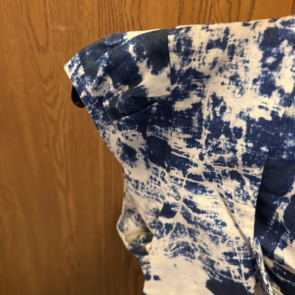 Dress - Picture 4 of 5